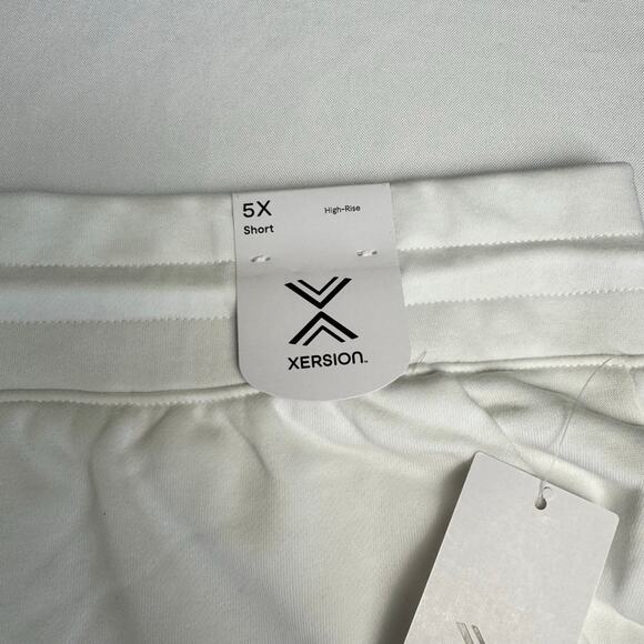 Xersion Pull-On Shorts Women's Plus Size 5X White - Picture 2 of 6